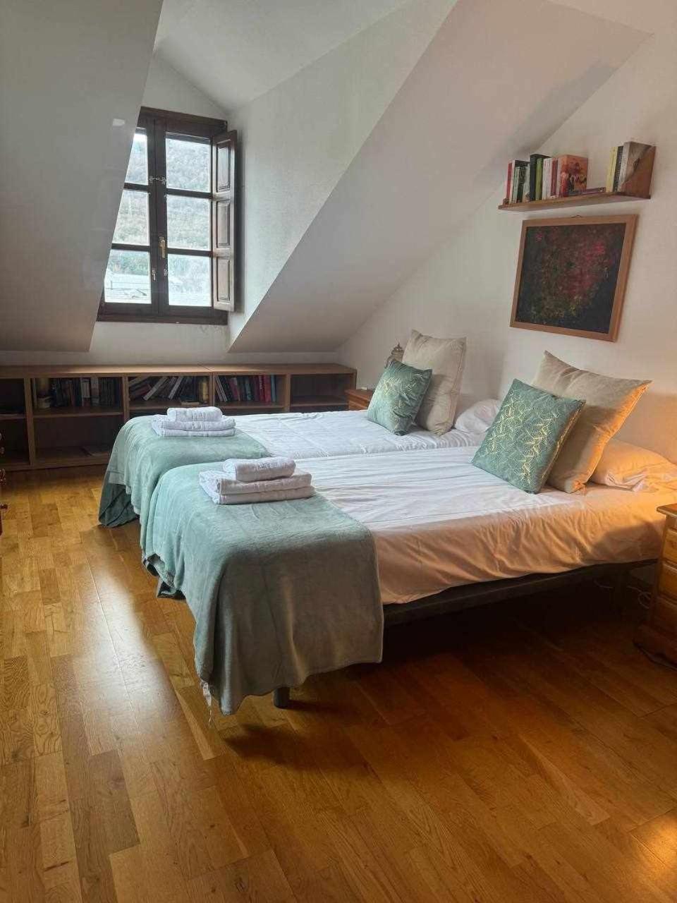 Atico B Residencial Caldares El Pueyo Apartment El Pueyo de Jaca Ngoại thất bức ảnh